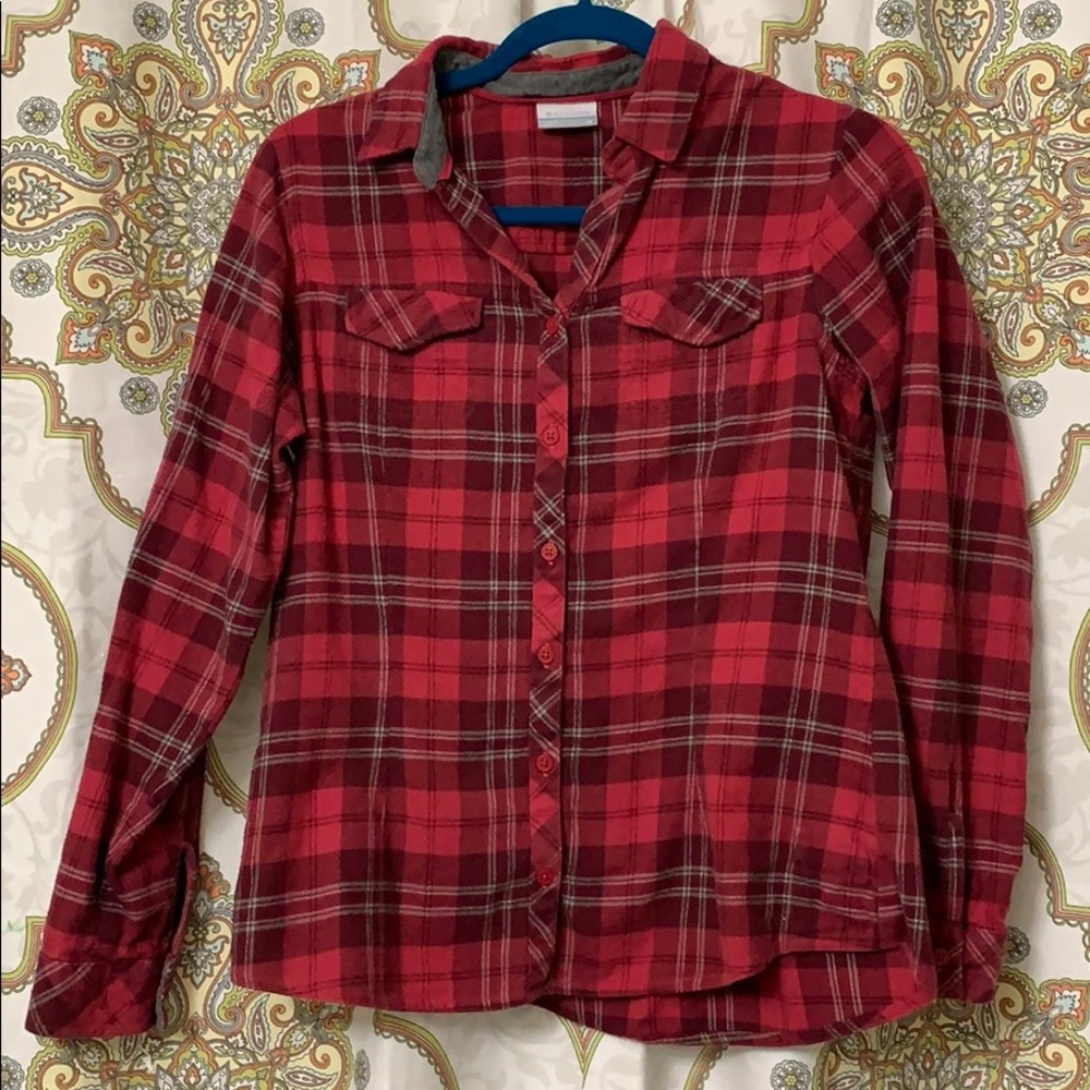 Columbia flannel women’s shirt cozy and cute, warm